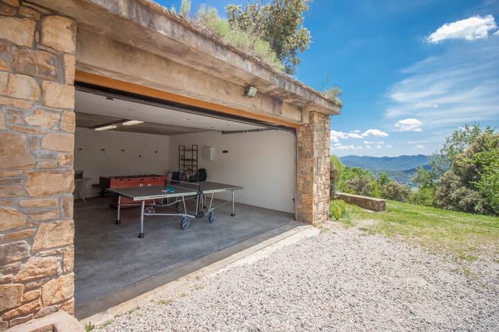 Bonita masía restaurada con vistas espectaculares gallery image 3