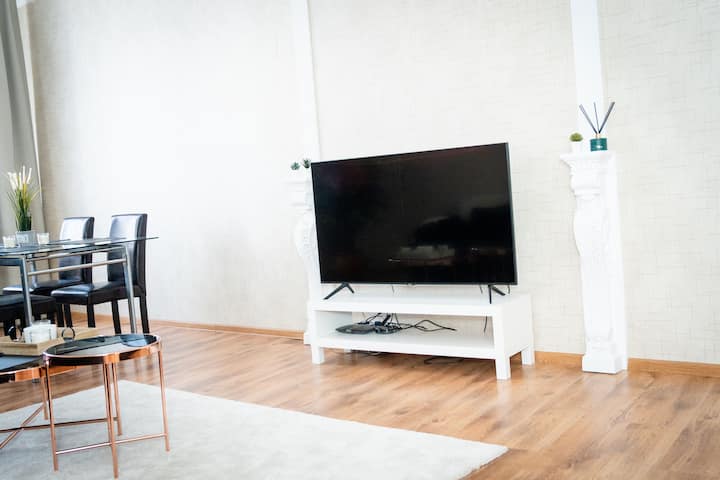 Cozy & Spacious 2br Apartment In Heart Of Oldtown - Tallinn