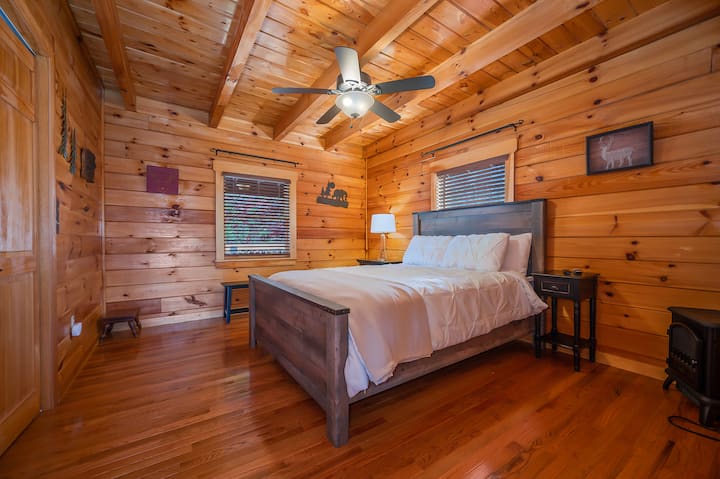 2do dormitorio con cama queen y baño completo privado