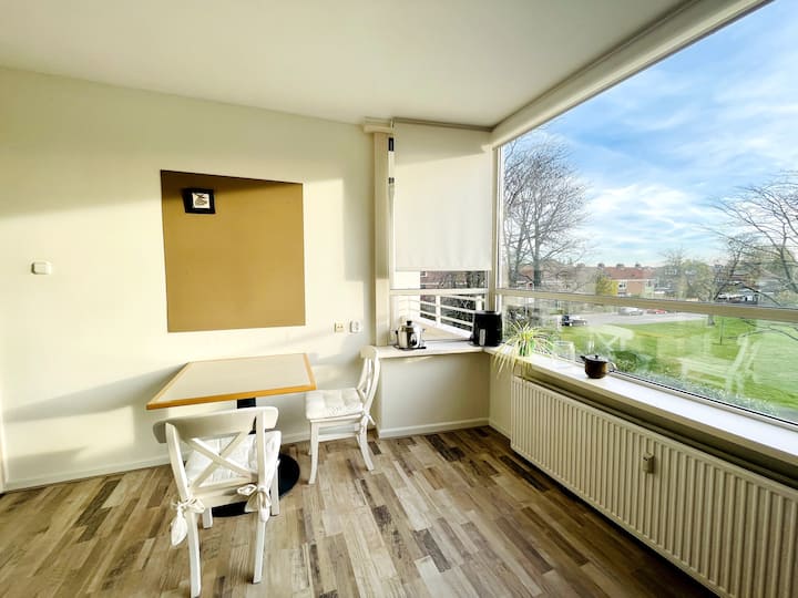 Cosy and spacious 1person room, great location Condominiums for Rent