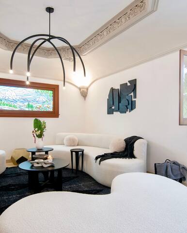 Breathtaking Mansion HUGE Rooftop w/4AC Condesa gallery image 5