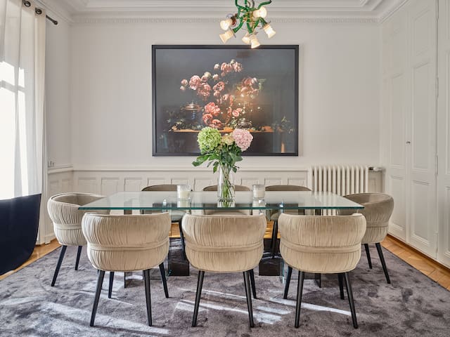 Prestigious 2 bedroom apartment in the city center gallery image 3