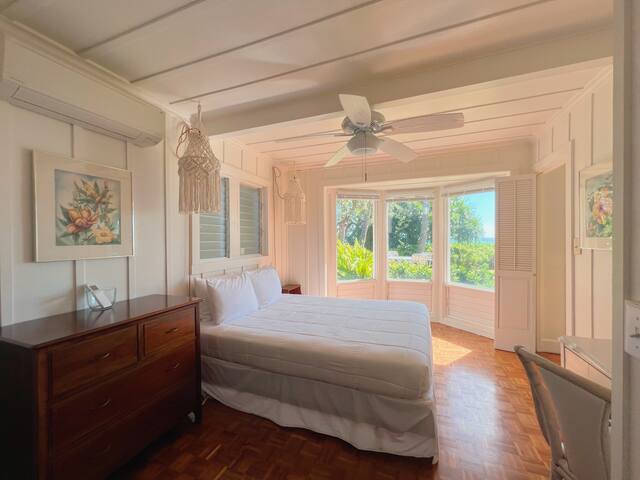 The Kai Hale – Cozy Lanikai Beachfront Cottage gallery image 4