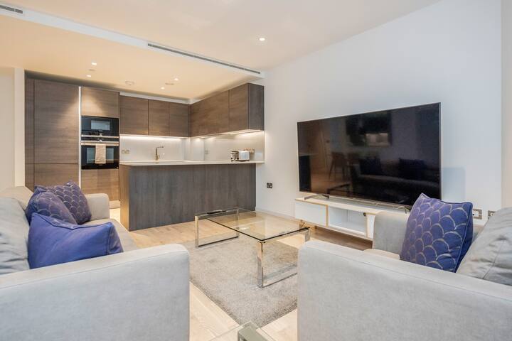 Luxury 3 Bed • King Bed Master Suite • 5mins to KX