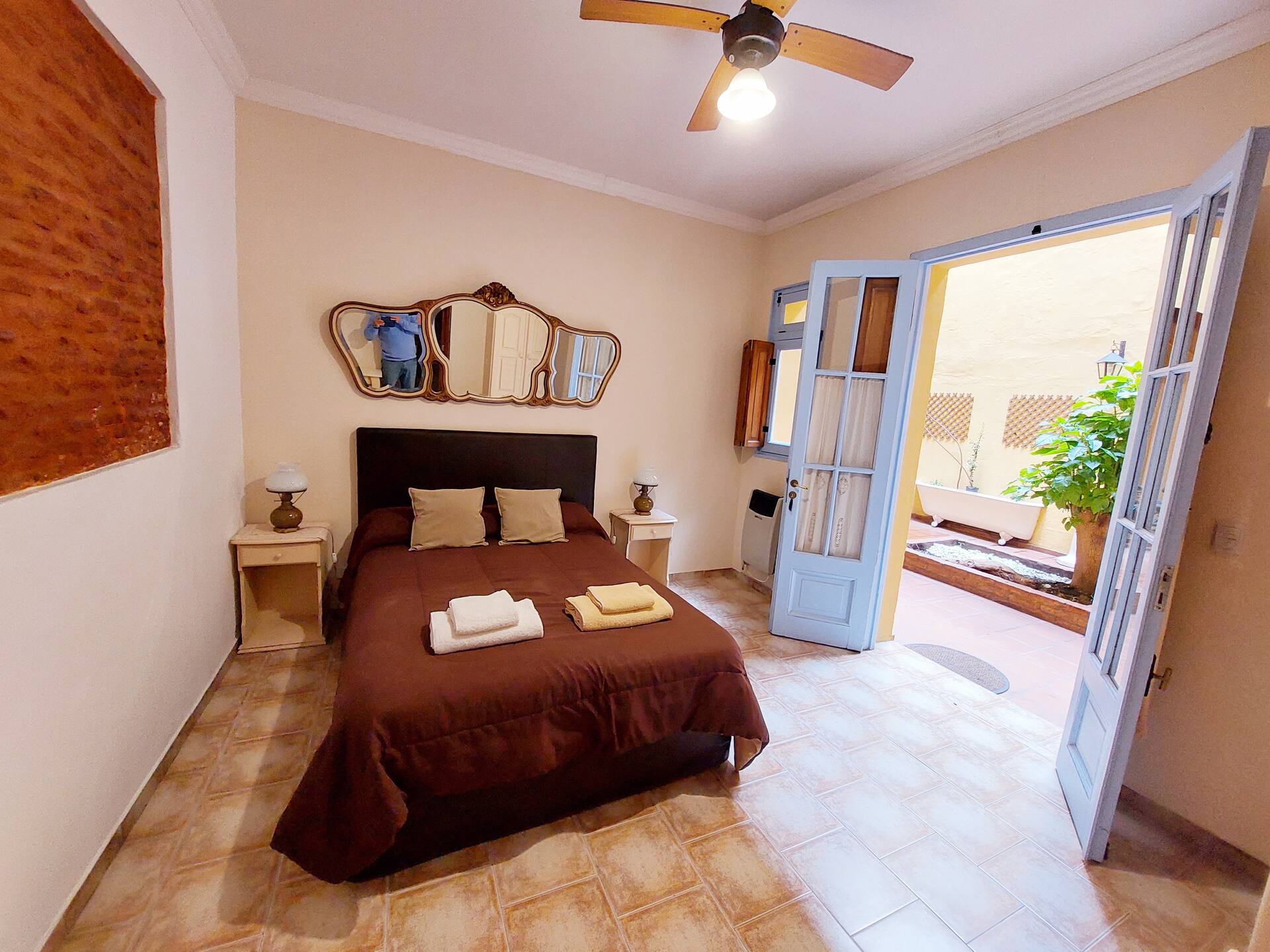 Quarto em apartamento com pátio em Constitución