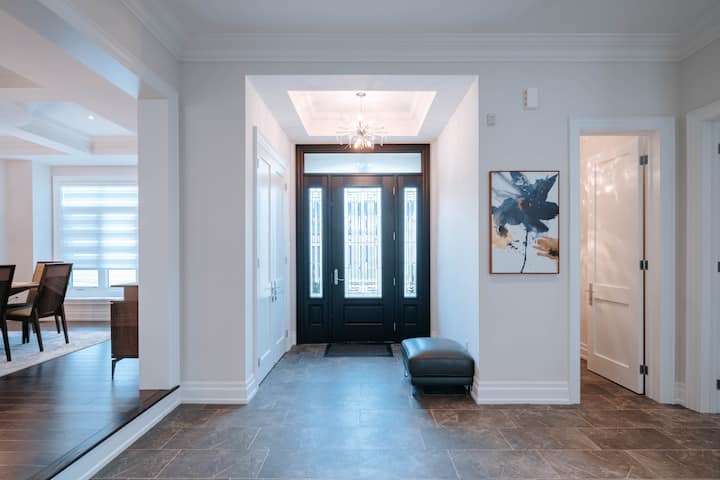 Luxurious Prince Mansion - Mississauga
