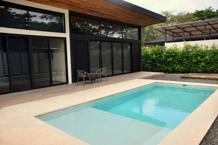 Tamarindo house 2 BR / 2 bathrooms private pool