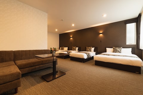 Junior Suite: 3 minutes from Nagasaki Station! Free WiFi, Kitchen & Shared Washing Machine/Dryer _GB