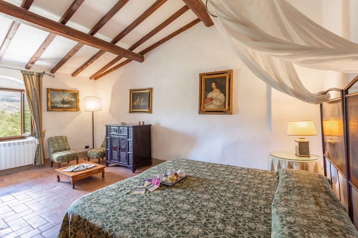 საძინებელი 4