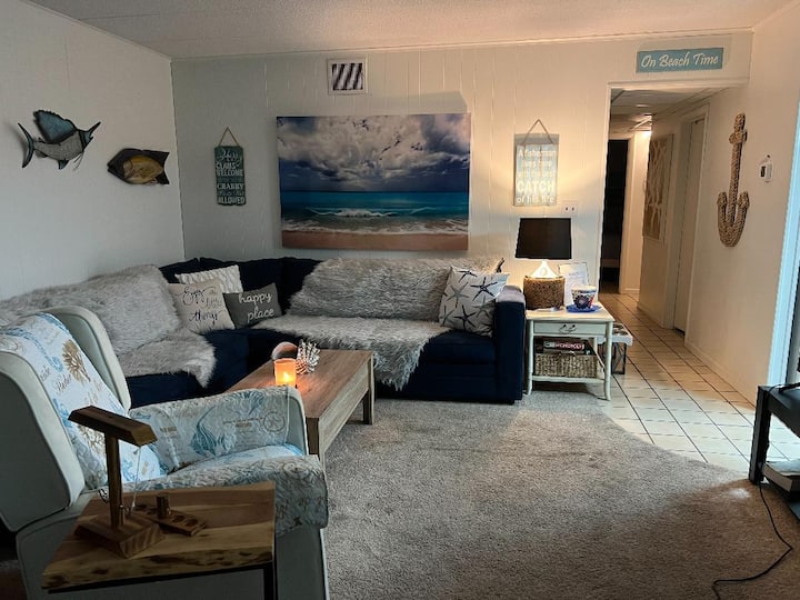 Waterfront 2 Bedroom 2 Bath Condo W/ Sunset Views! - Ocean City, MD