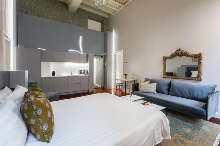 Spanish Steps Family Apartment gallery image 5