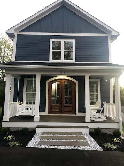 Brand NEW Downtown Bristol TN/VA GEM