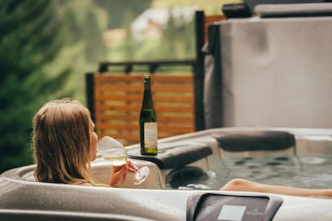Popular Airbnb listing: Apartment 104, private wellness-whirlpool,sauna in Vrchlabí