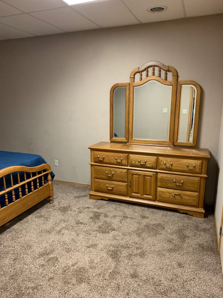 საძინებელი 1