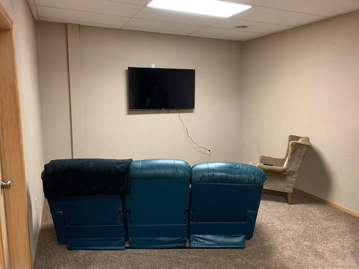 მისაღები ოთახი 1