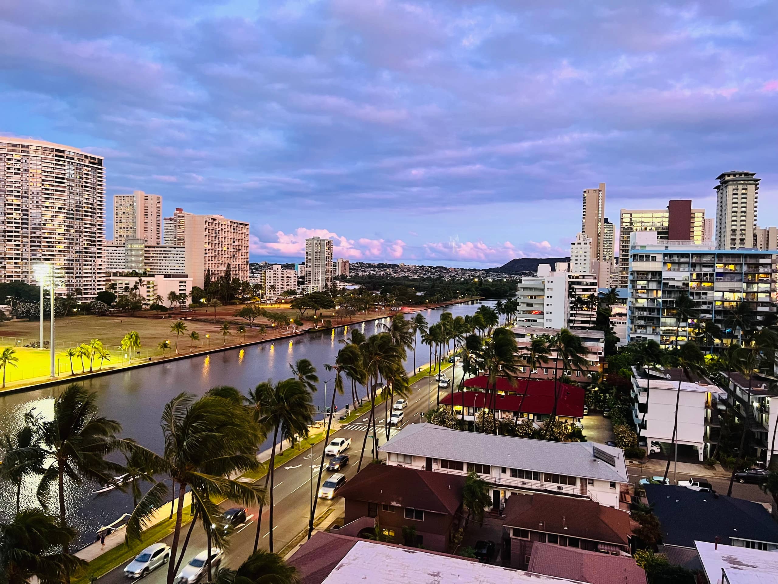 Condo in Honolulu · ★4.73 · Studio · 2 beds · 1 private bath - Image 34