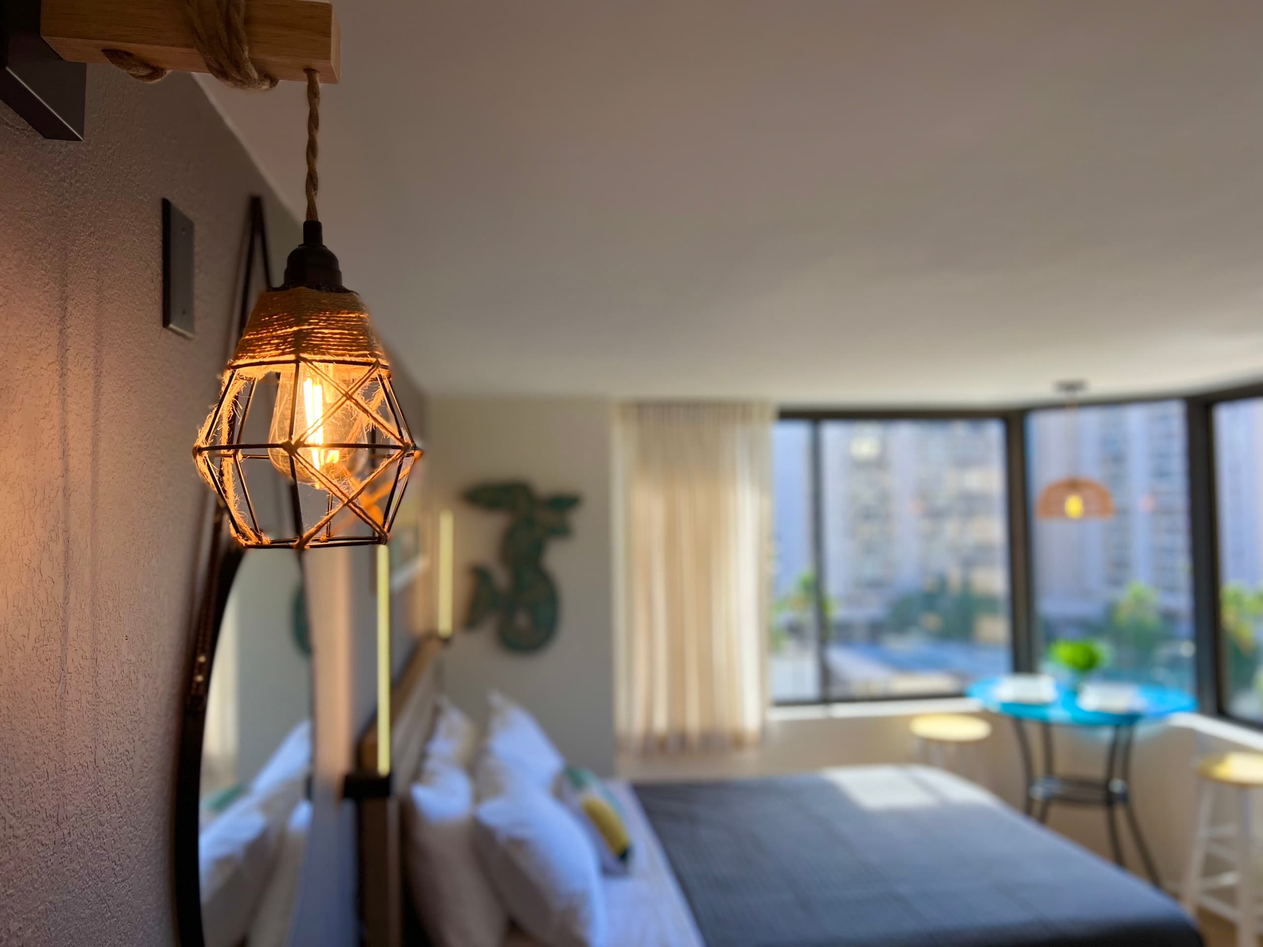 Condo in Honolulu · ★4.73 · Studio · 2 beds · 1 private bath - Image 17