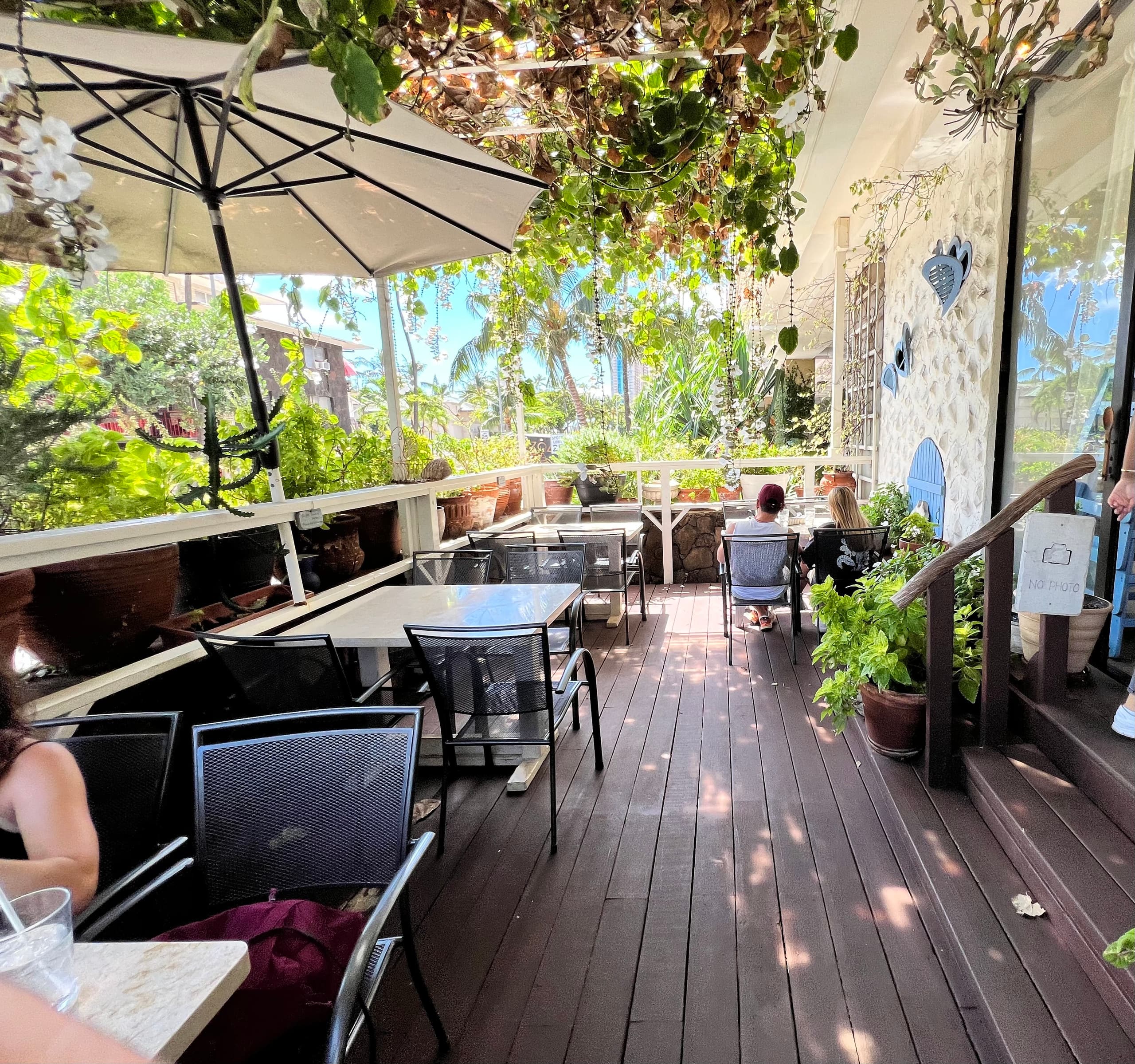 Condo in Honolulu · ★4.73 · Studio · 2 beds · 1 private bath - Image 54