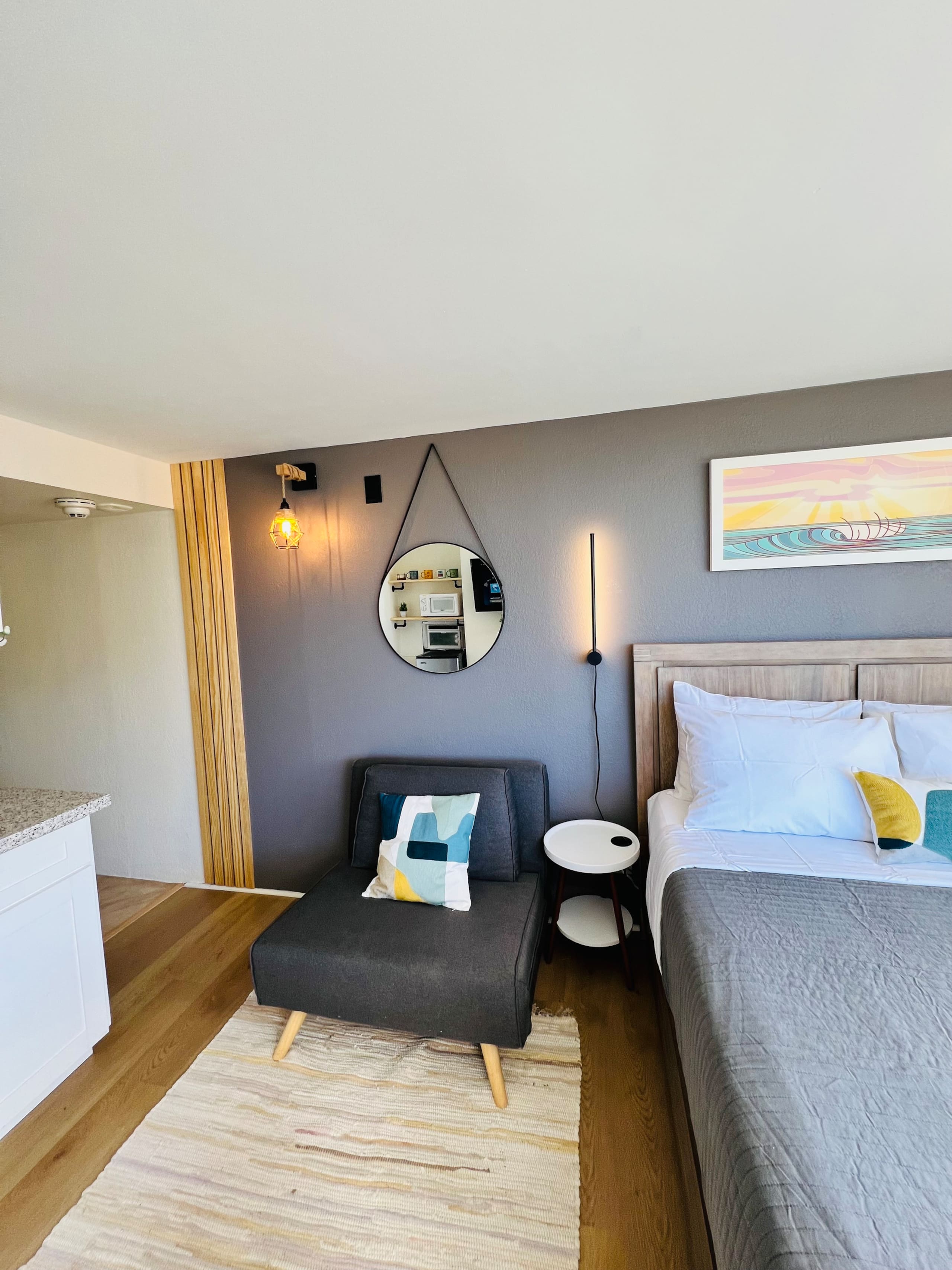 Condo in Honolulu · ★4.73 · Studio · 2 beds · 1 private bath - Image 19