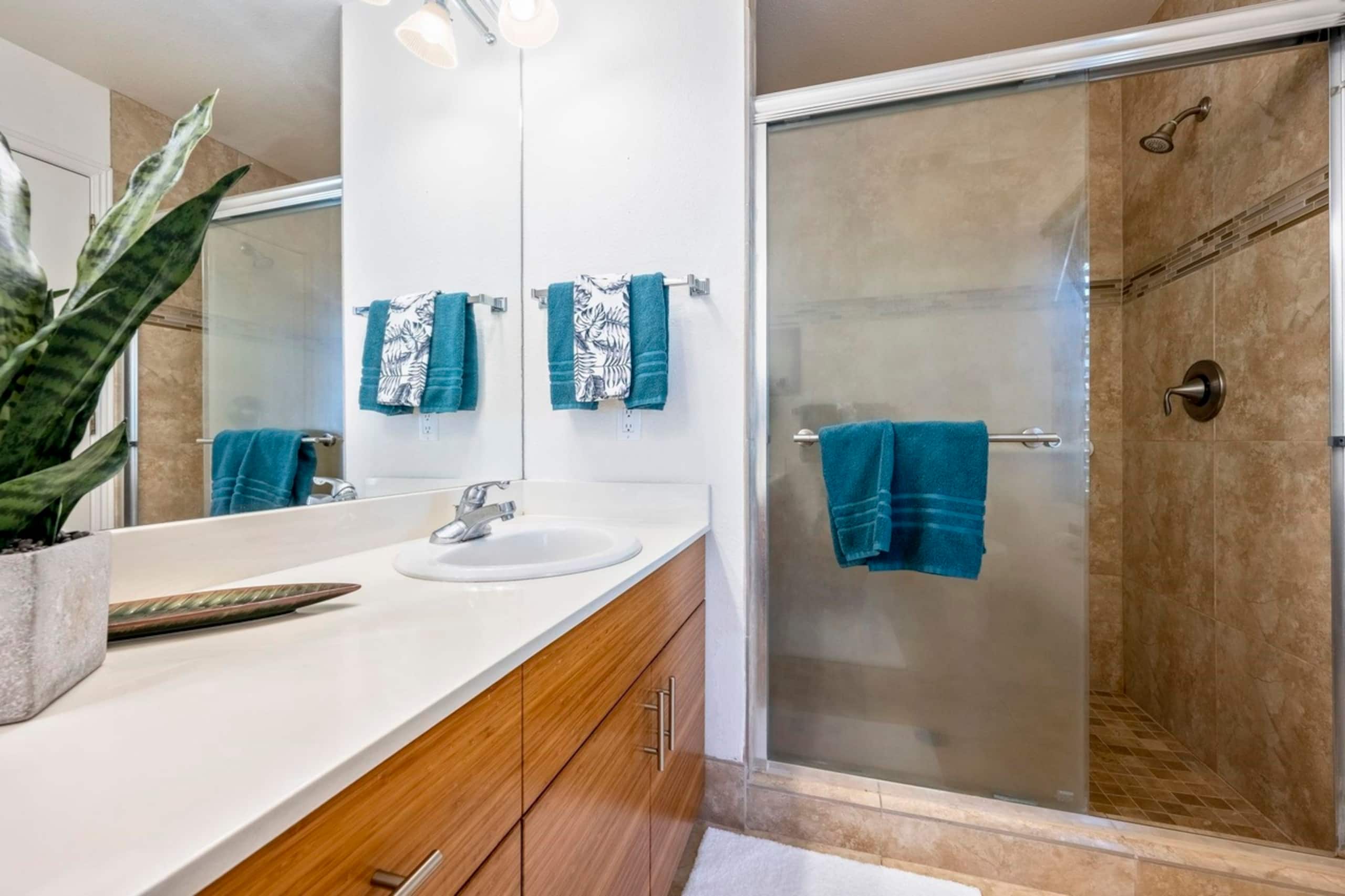 Condo in Kihei · ★4.86 · 2 bedrooms · 3 beds · 2 private baths - Image 16