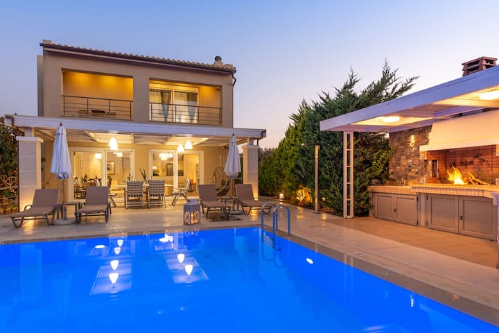 Villa Penelope – Luxury Villa with private pool