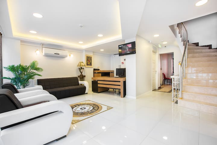 Blue Marmara Suites managed Airbnb listing 2