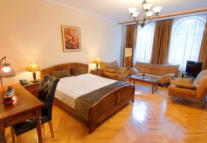 Deluxe Apartment - Tbilisi