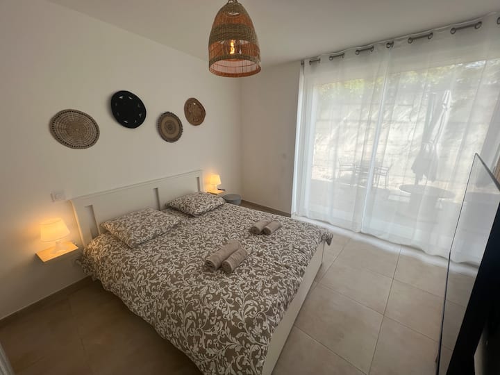 HABITACIÓN amplia y confortable...