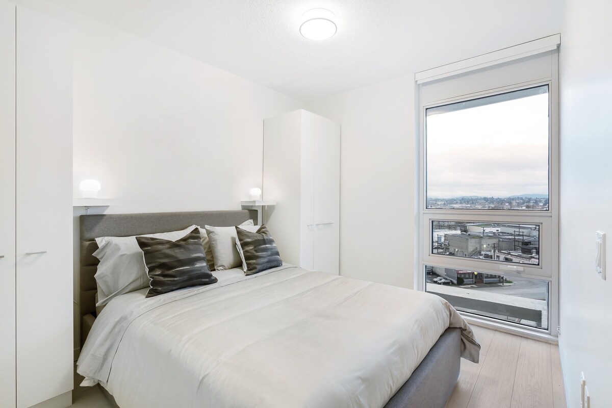 Modern & Trendy 1-Bedroom Vancouver Apartment