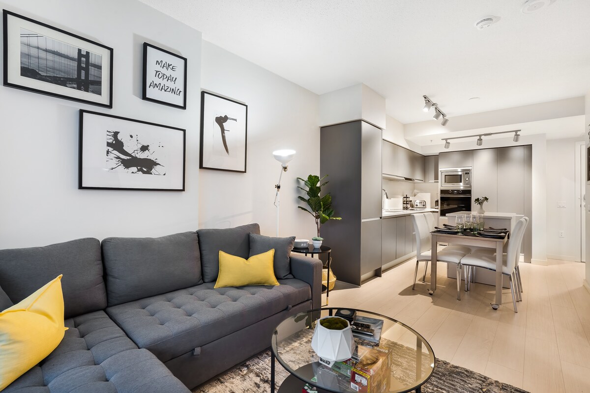 Modern & Trendy 1-Bedroom Vancouver Apartment