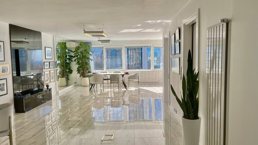 Amasing Panthouse w Sea view – Shopping mall spot gallery image 5