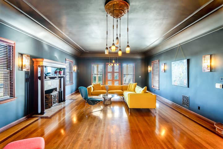 Art Deco Mansion W/pool & Hot Tub - Seal Beach, CA