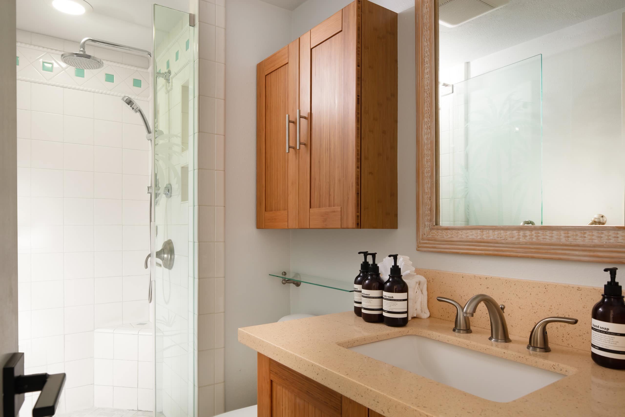 Condo in Kihei · ★4.99 · 1 bedroom · 2 beds · 1 bath - Image 11