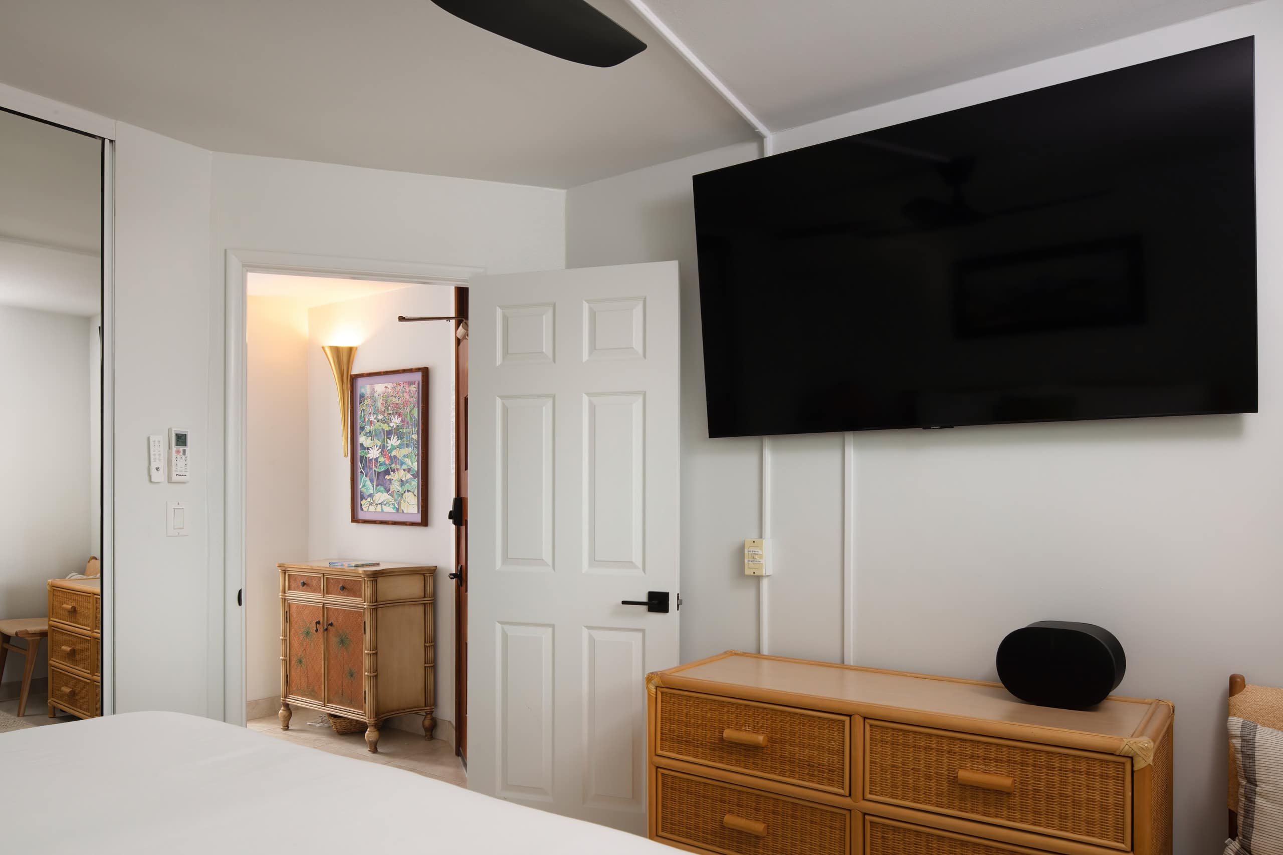 Condo in Kihei · ★4.99 · 1 bedroom · 2 beds · 1 bath - Image 9