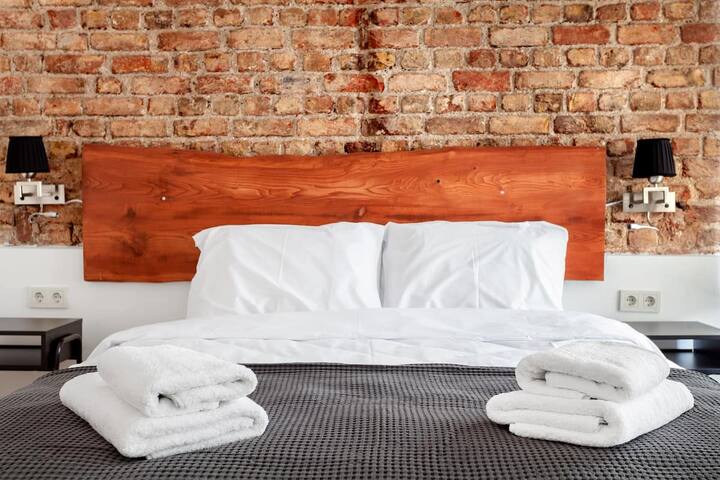 -Big groups-Modern apartment 6BR 4BS Elevator AC gallery image 2