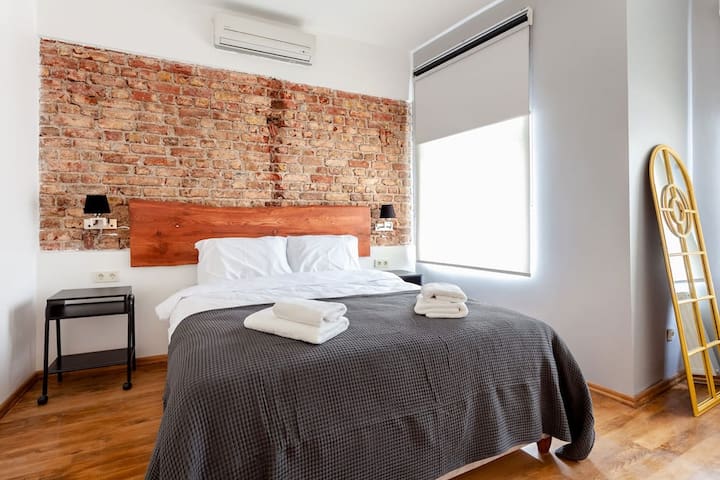 -Big groups-Modern apartment 6BR 4BS Elevator AC