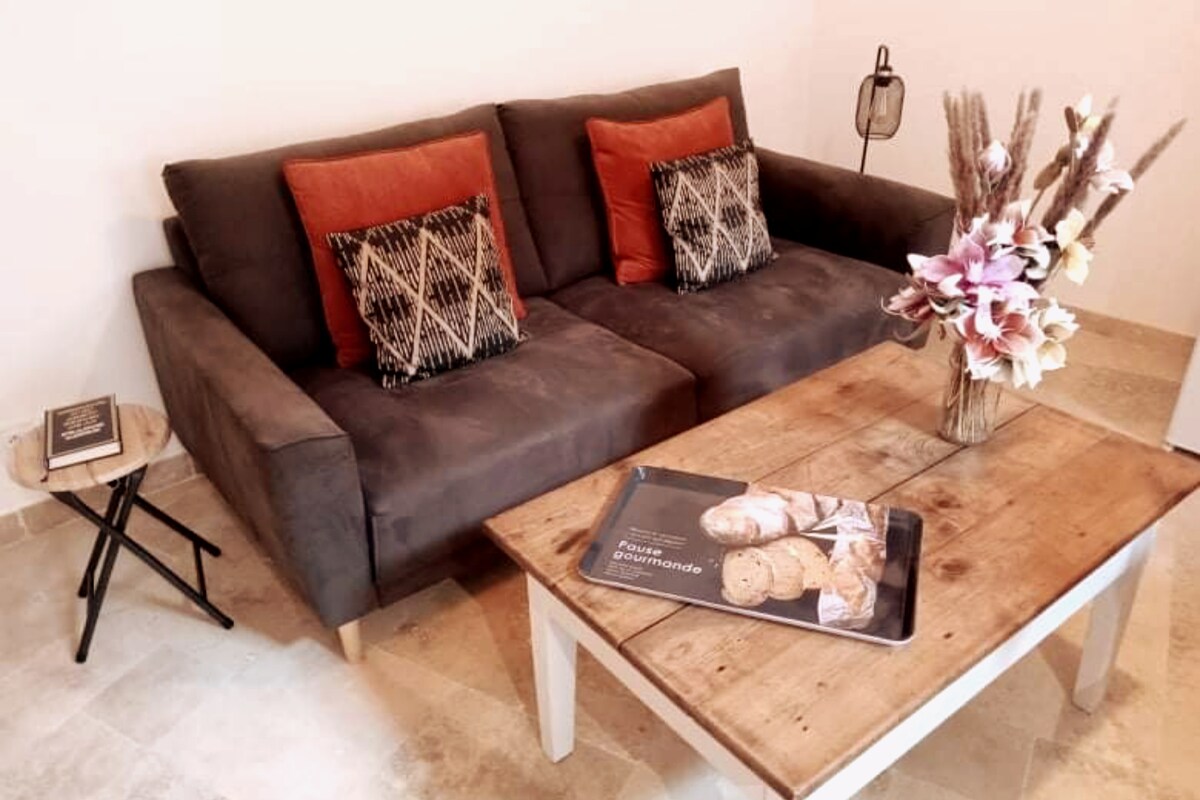 Airbnb con migliori performance: "La Remise du Grec" cottage in Petite Camargue a Vauvert