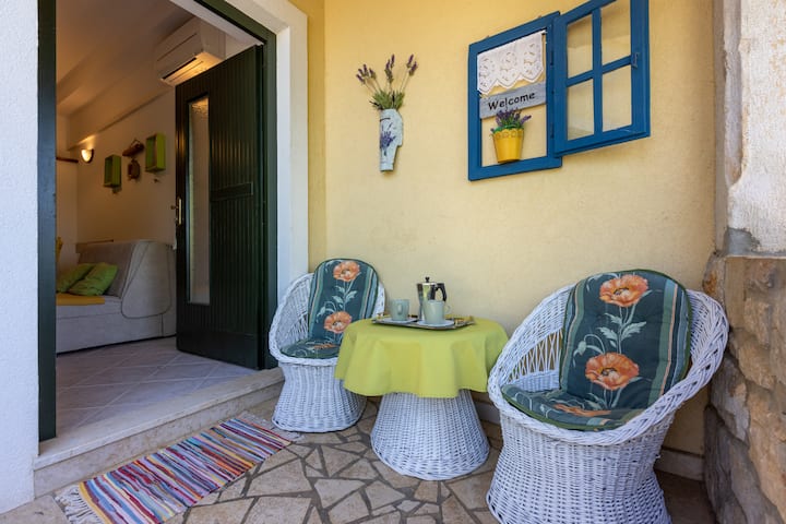 Mediterranean Holiday Home In Grižane - Novi Vinodolski