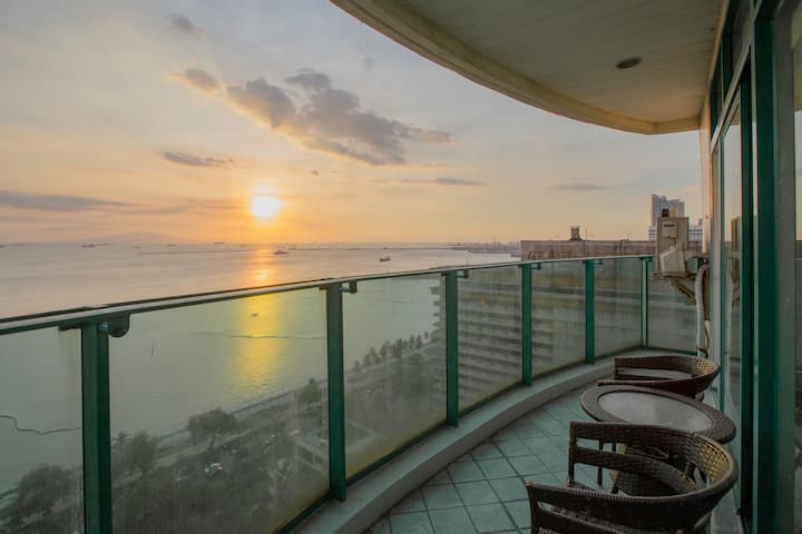 SPECTACULAR OCEAN VIEW MANILA BAY