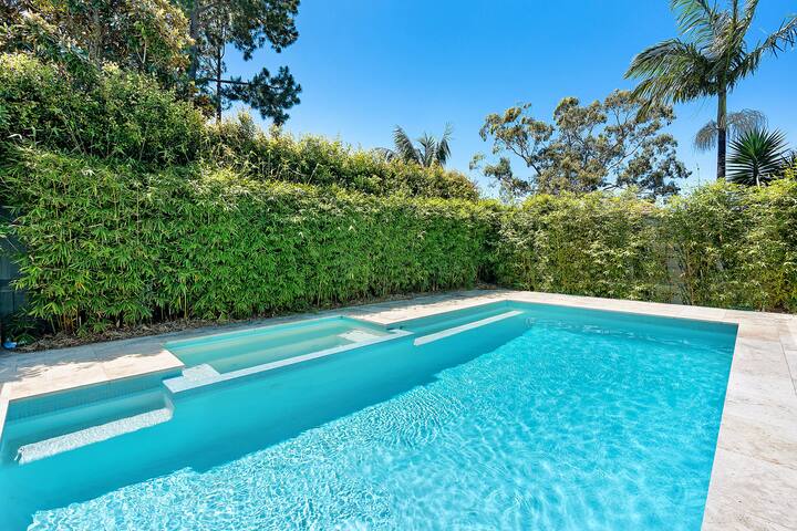 Villa Royale with Pool gallery image 4