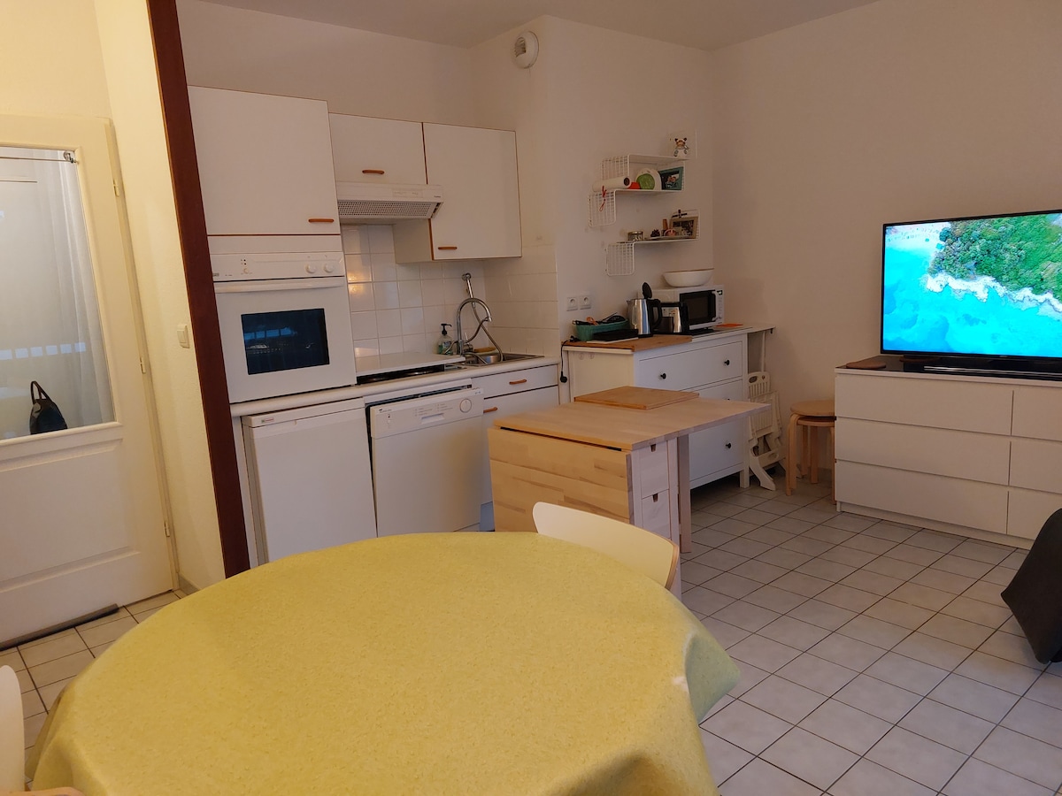 Successful Airbnb property: Le Touquet Paris-Plage. Comfortable studio. in Le Touquet Paris Plage