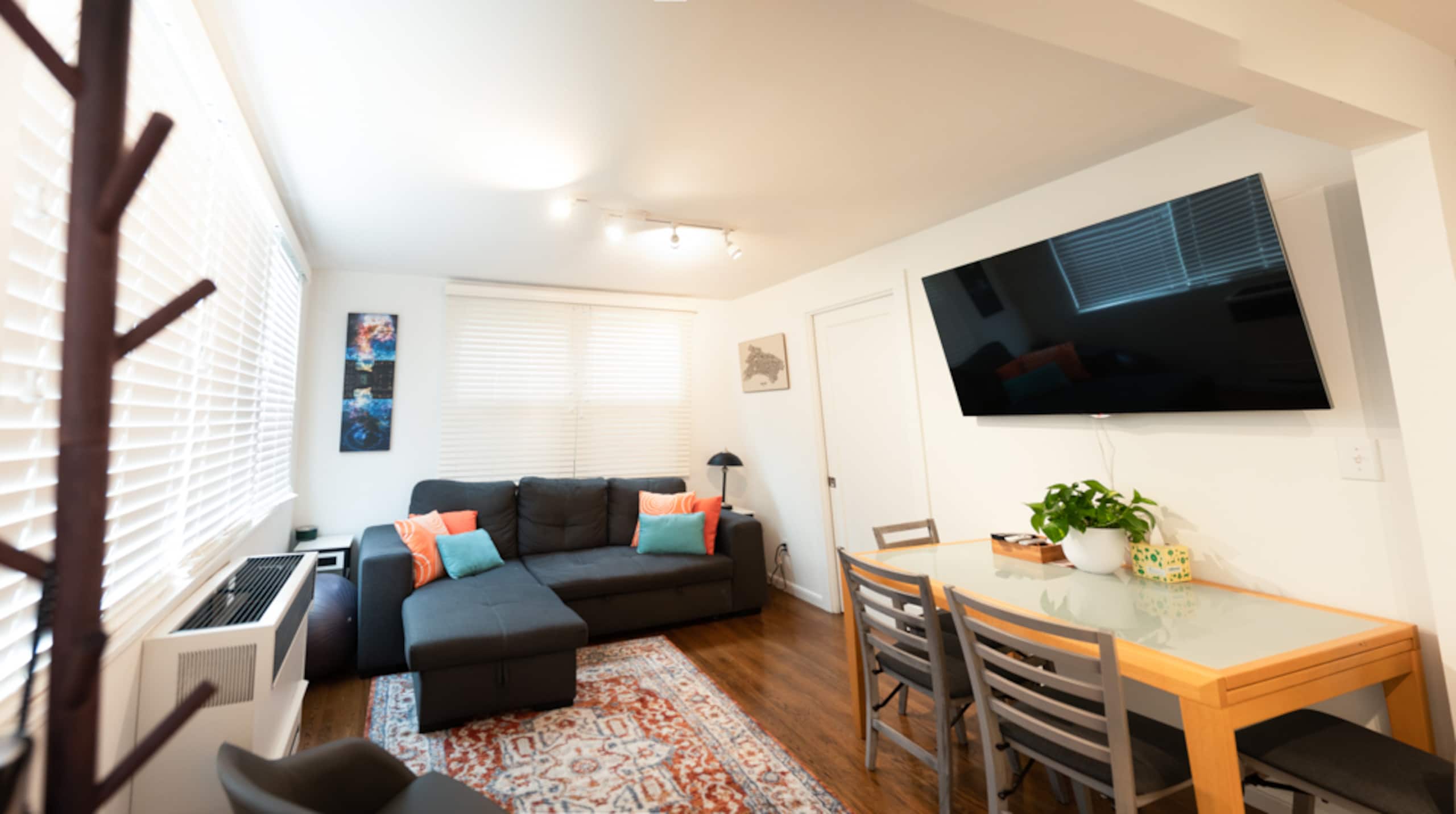 Guesthouse in San Francisco · ★4.95 · 2 bedrooms · 3 beds · 1 bath - Image 2