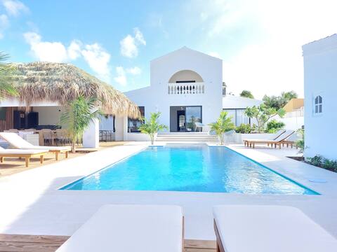 Boco Beach House By Bocobay | Brand New Sleeps 12
