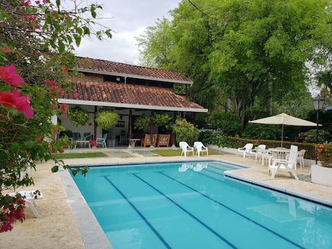 Successful Airbnb property: Beautiful property with a swimming pool and gardens in Santa Fe De Antioquia