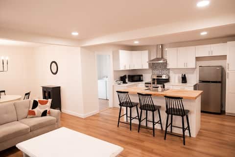 Home In Gardendale: Family Friendly + WIFI