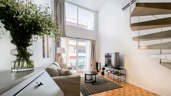 Loft with balcony in Recoleta