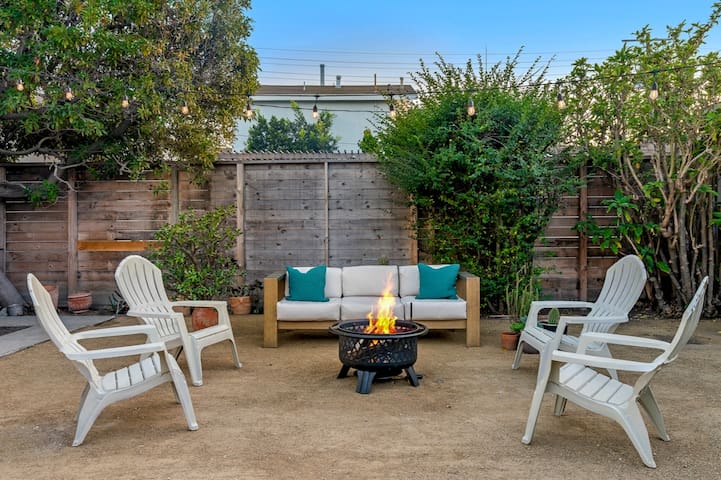 4 Min -> Abbot Kinney | Parking | 2 Bath | Private