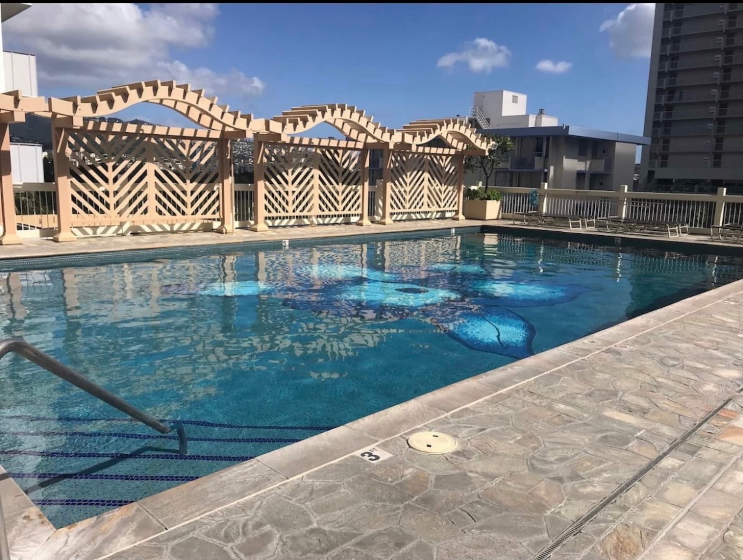 Condo in Honolulu · ★4.93 · Studio · 1 bed · 1 bath - Image 20