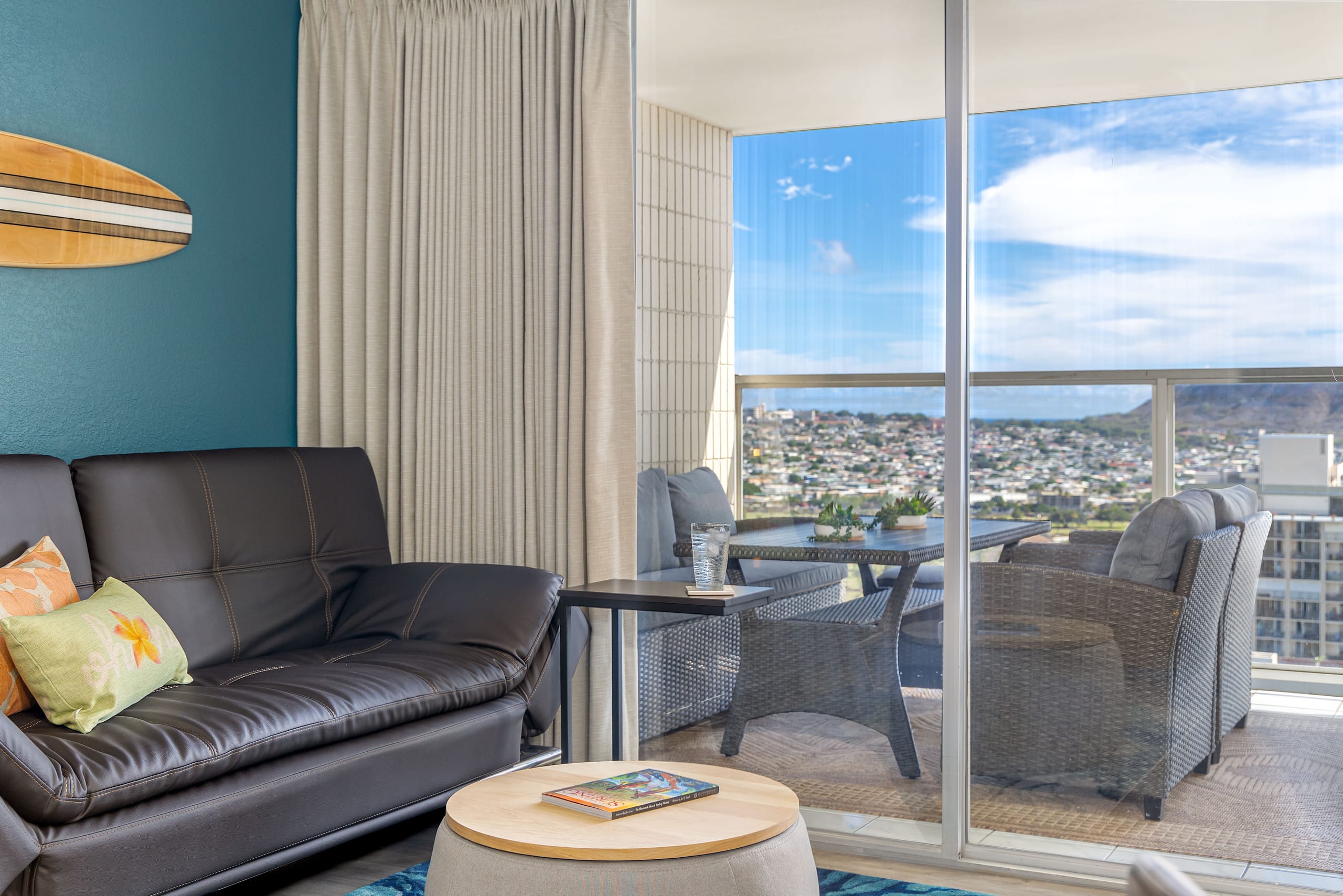 Condo in Honolulu · ★4.93 · Studio · 1 bed · 1 bath - Image 7