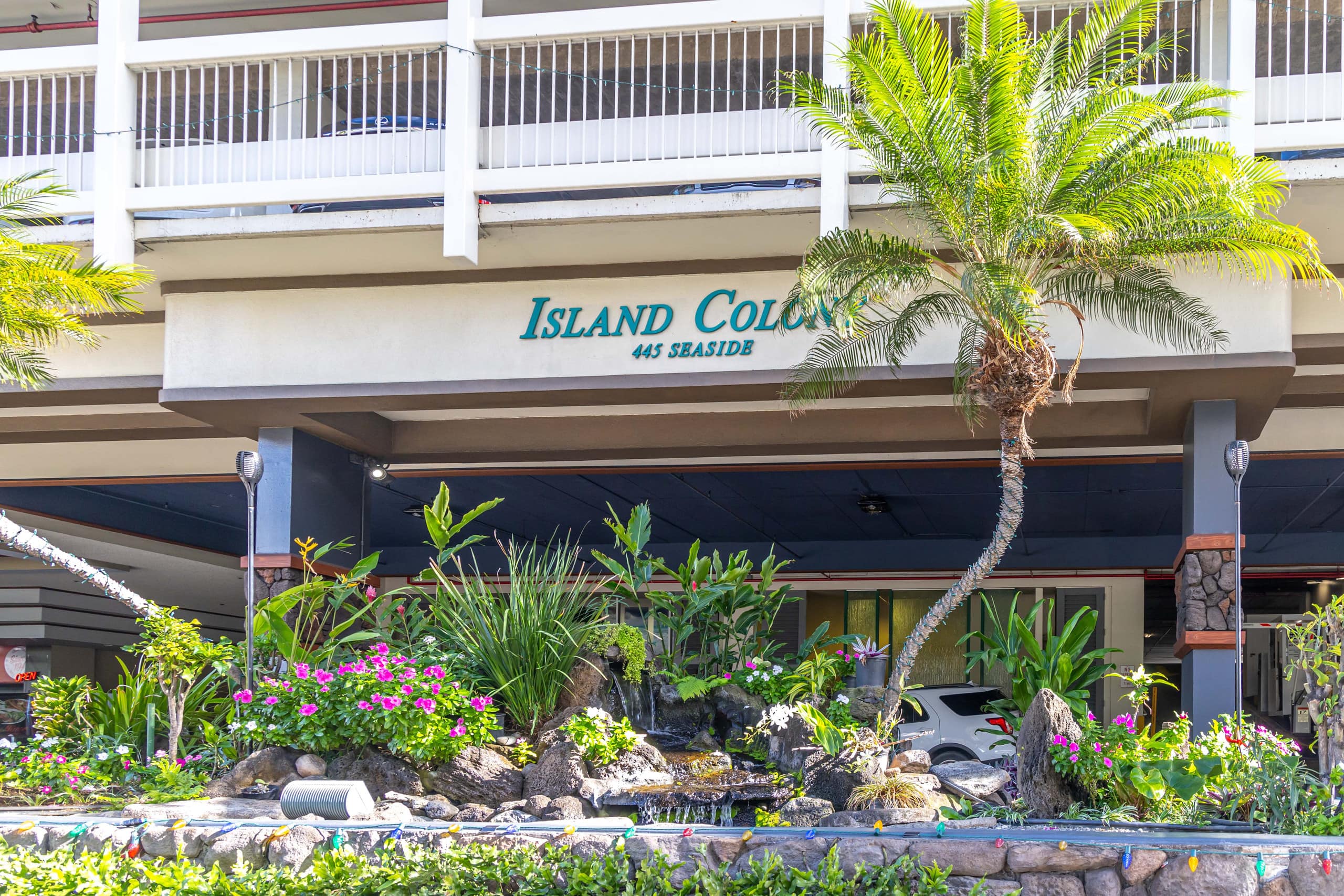 Condo in Honolulu · ★4.93 · Studio · 1 bed · 1 bath - Image 24